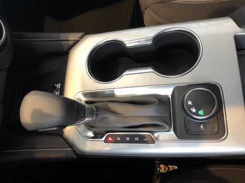 Certified 2024 Chevrolet Blazer LT w/ Convenience Package image 25