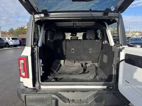 Used 2023 Ford Bronco Outer Banks image 11