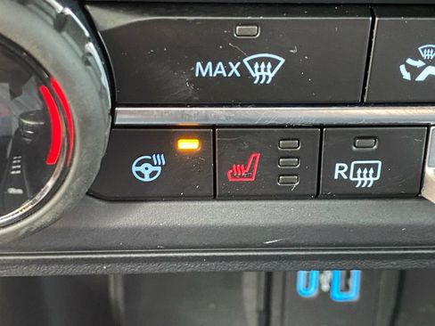 Used 2024 Ford Bronco Outer Banks AWD/4WD image 19