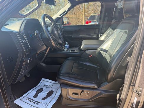Used 2018 Ford Expedition Max Limited w/ Equipment Group 302A image 15