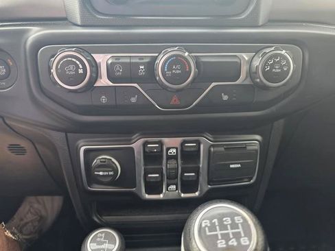 Used 2020 Jeep Wrangler Unlimited Sport S AWD/4WD image 13