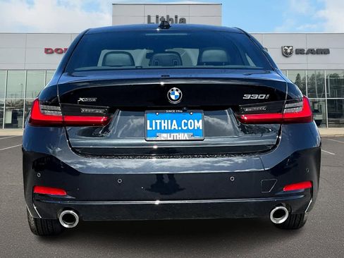 Used 2024 BMW 330i xDrive Sedan w/ Convenience Package image 4