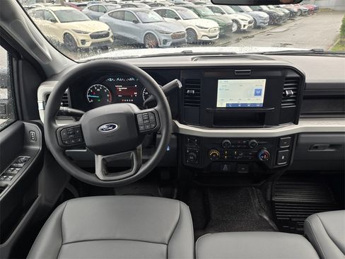 New 2026 Ford F250 XL w/ XL Chrome Package image 10