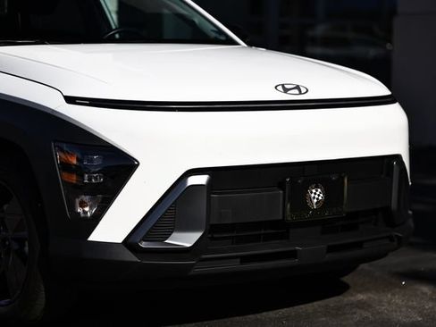 Used 2026 Hyundai Kona SEL Sport FWD image 2