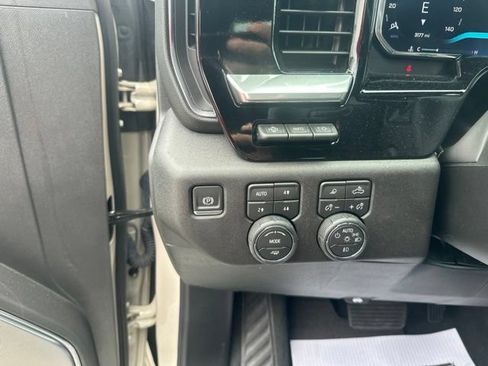 Used 2026 Chevrolet Silverado 1500 High Country w/ Technology Package AWD/4WD image 18