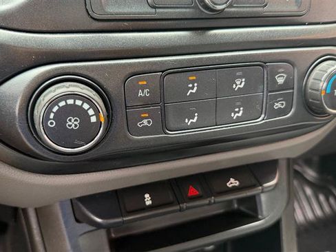 Used 2020 Chevrolet Colorado W/T w/ WT Convenience Package RWD image 22
