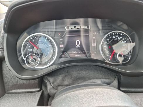 Used 2020 RAM 1500 Laramie AWD/4WD image 33
