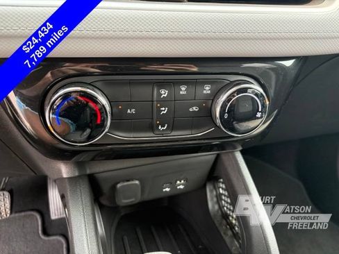 Used 2026 Chevrolet TrailBlazer LT FWD image 19