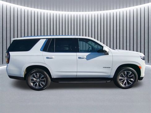 Used 2021 Chevrolet Tahoe LT w/ LT Signature Package image 4