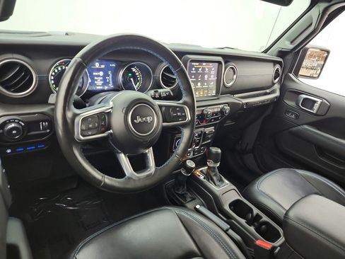 Used 2023 Jeep Wrangler Unlimited Rubicon 4xe w/ Steel Bumper Group AWD/4WD image 14