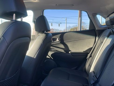 Used 2018 Hyundai Kona Limited image 22