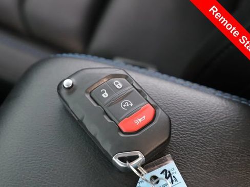 Used 2024 Jeep Wrangler High Altitude AWD/4WD image 3
