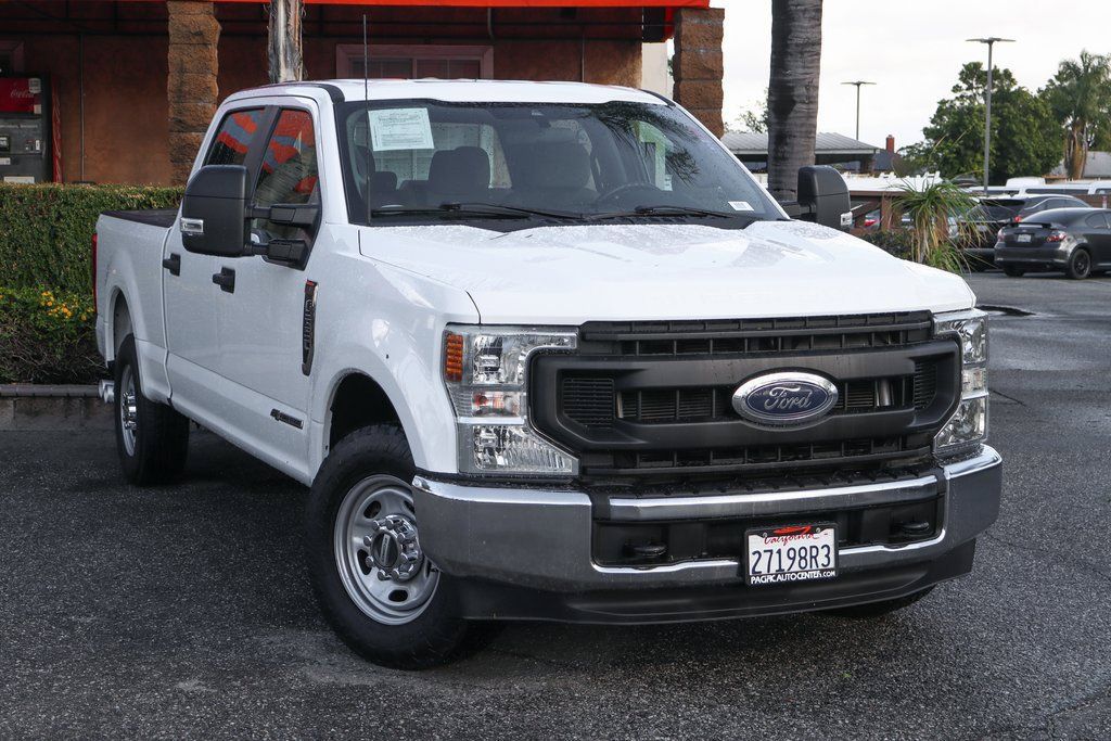 Used 2022 Ford F250 XL w/ Power Equipment Group RWD image 2