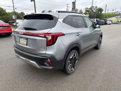 Certified 2024 Kia Seltos SX w/ SX Sunroof Package AWD/4WD image 7