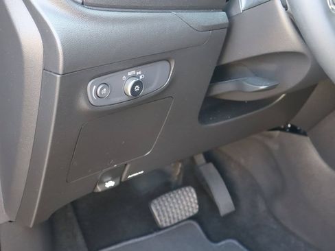 Used 2024 Buick Encore GX Preferred FWD image 22