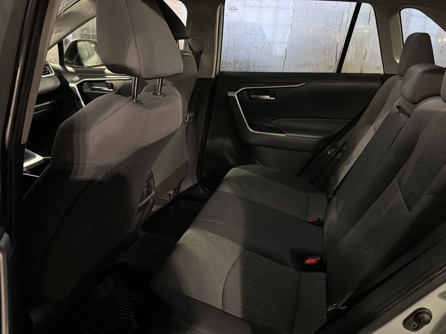 Certified 2022 Toyota RAV4 XLE w/ Convenience Package FWD image 11