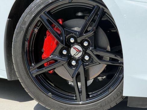 Used 2021 Chevrolet Corvette Stingray Coupe w/ 1LT image 10