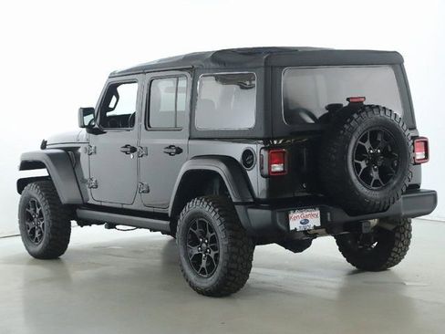 Used 2021 Jeep Wrangler Unlimited Sport image 40