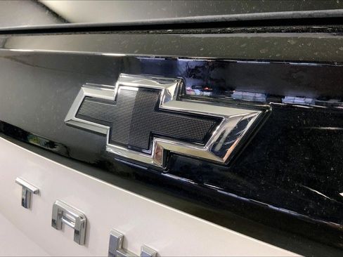 Used 2025 Chevrolet Tahoe High Country w/ Sun And Tow Package AWD/4WD image 8