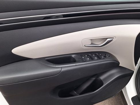 Certified 2022 Hyundai Tucson SEL AWD/4WD image 9