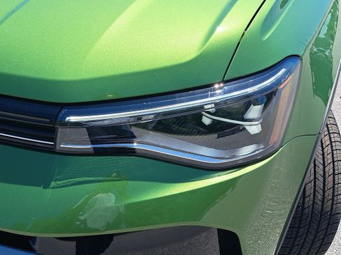 New 2026 Volkswagen Taos SE AWD/4WD image 29