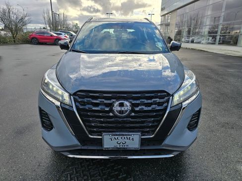Used 2023 Nissan Kicks SR w/ SR Premium Package image 2