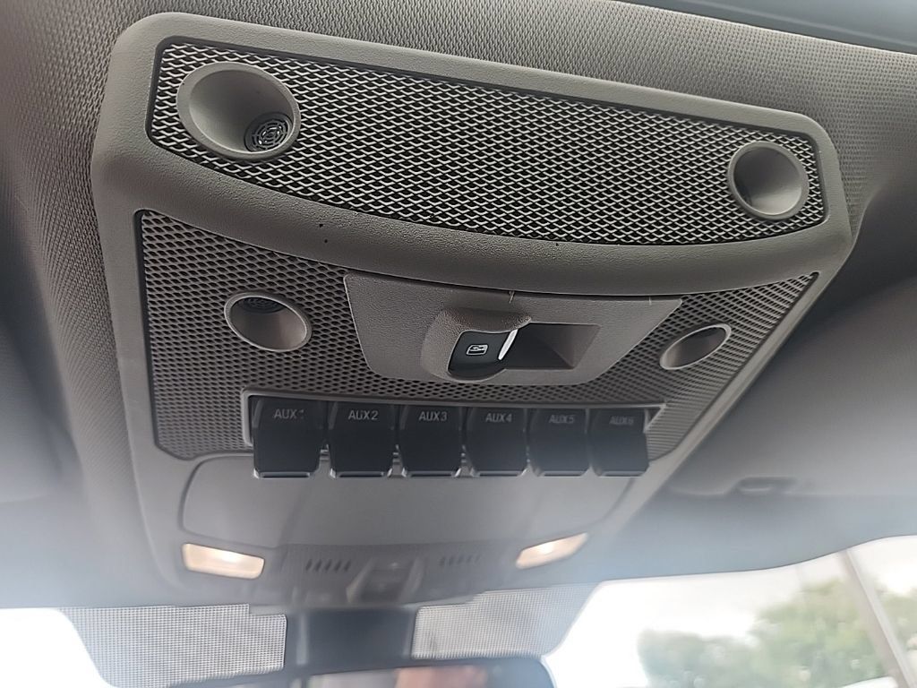 Used 2019 Ford F350 Lariat AWD/4WD image 24