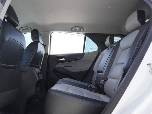 Used 2019 Chevrolet Equinox Premier image 36