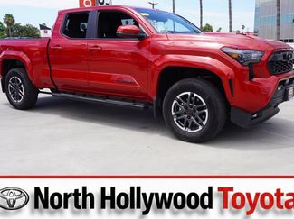Used 2026 Toyota Tacoma TRD Sport w/ TRD Sport Upgrade Package AWD/4WD video 1