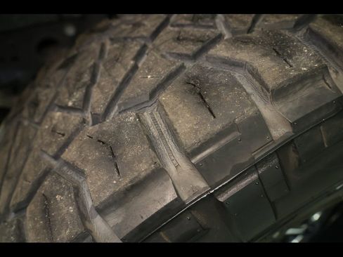 Used 2022 Jeep Gladiator Overland w/ Popular Equipment Package image 19