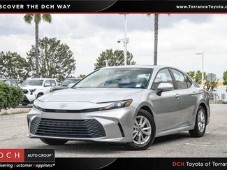 Used 2025 Toyota Camry LE FWD video 1