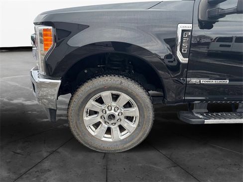 Used 2019 Ford F250 Lariat w/ Lariat Ultimate Package image 14