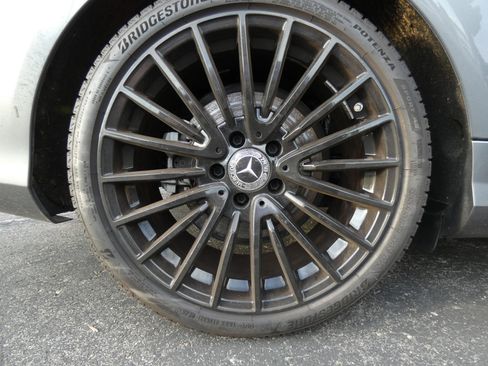 Used 2017 Mercedes-Benz E 400 Coupe image 19