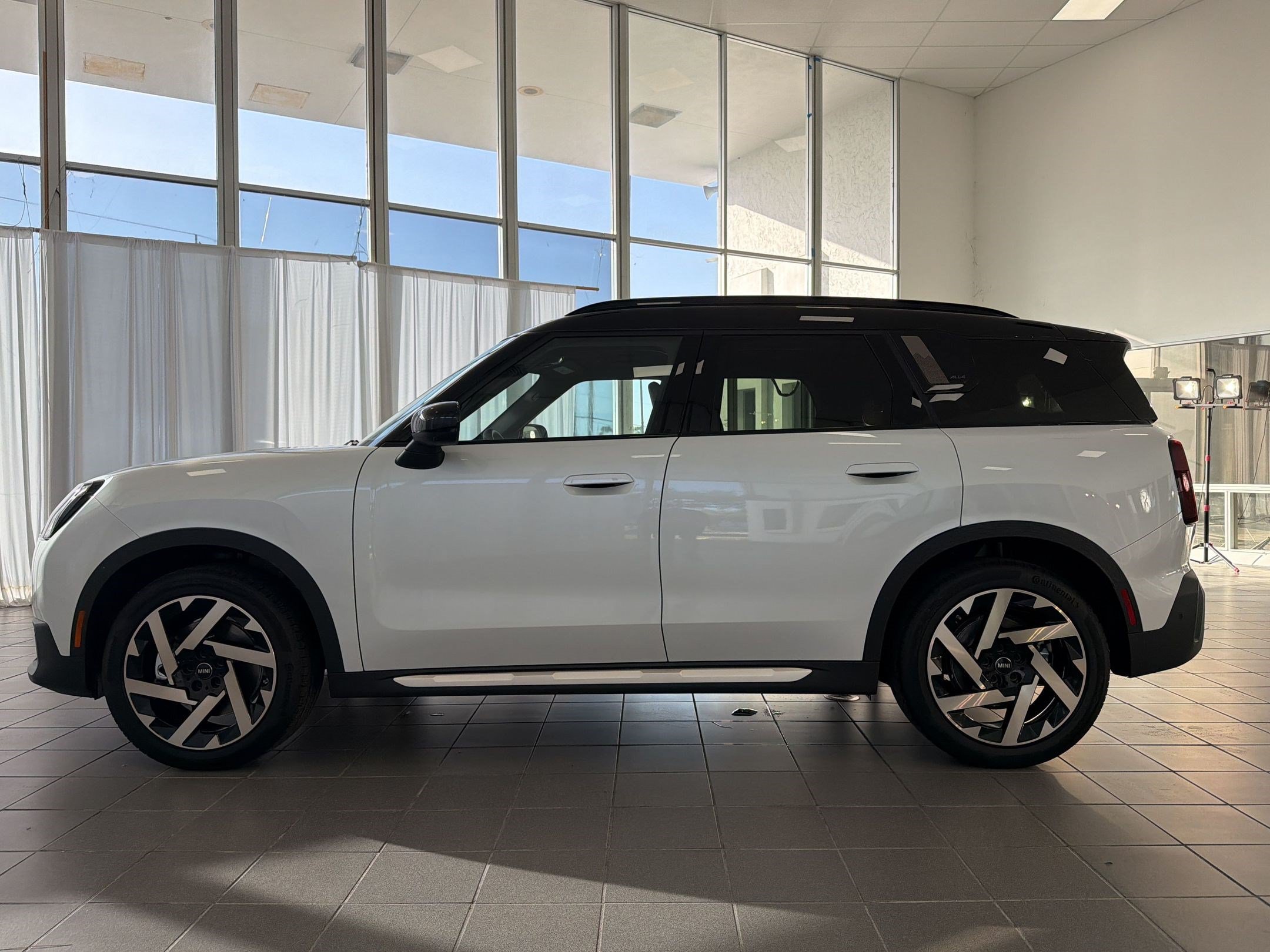 New 2027 MINI Cooper Countryman S w/ Comfort Package Max AWD/4WD image 2