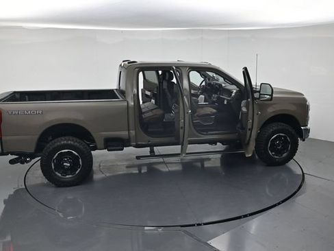 New 2026 Ford F250 King Ranch w/ Tremor Off-Road Package AWD/4WD image 68