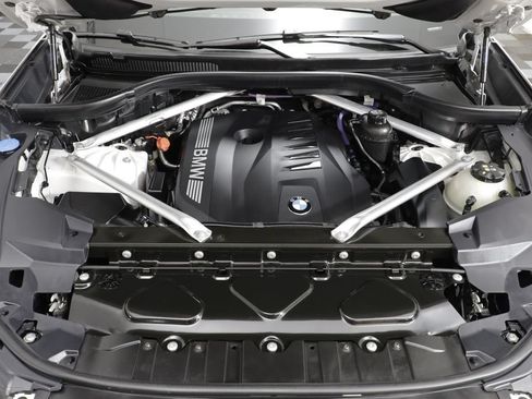 Certified 2024 BMW X5 xDrive40i w/ Premium Package AWD/4WD image 24