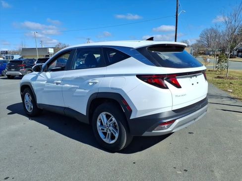 Certified 2025 Hyundai Tucson SE image 23