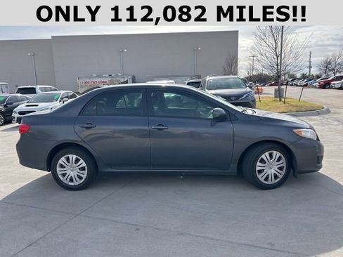 Used 2009 Toyota Corolla S image 2