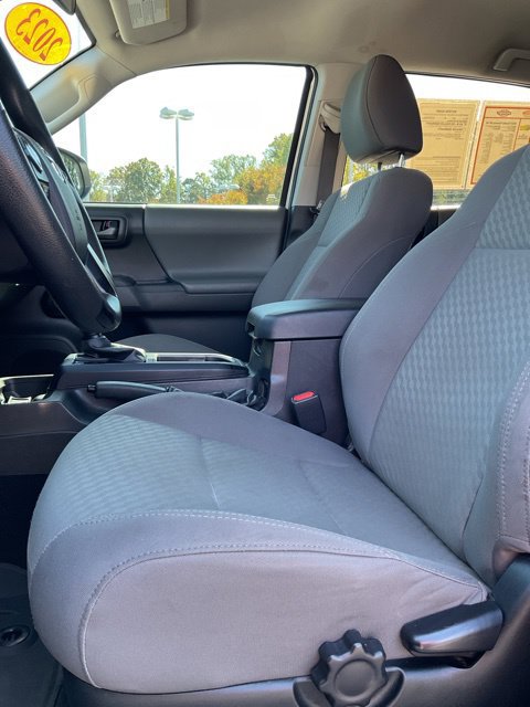 Used 2023 Toyota Tacoma SR AWD/4WD image 15