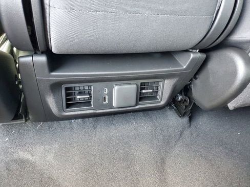 New 2026 GMC Sierra 1500 Elevation image 17