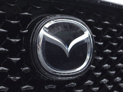 Certified 2025 MAZDA CX-30 AWD 2.5 S w/ Preferred Package image 33