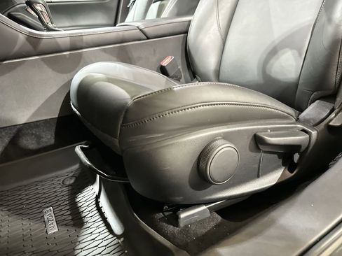 Used 2025 MAZDA MAZDA3 s image 14