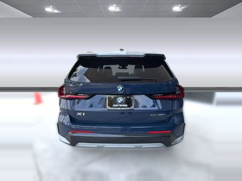 New 2026 BMW X1 xDrive28i w/ Technology Package AWD/4WD image 10