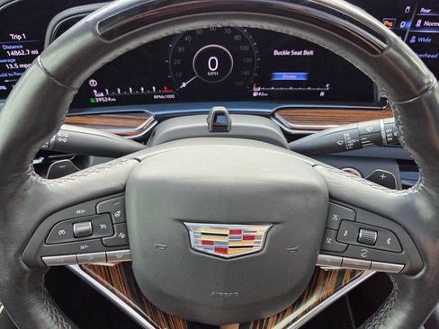 Used 2023 Cadillac Escalade ESV Premium Luxury RWD image 20