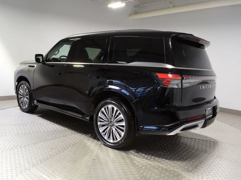 Certified 2026 INFINITI QX80 Luxe w/ Cargo Package AWD/4WD image 13