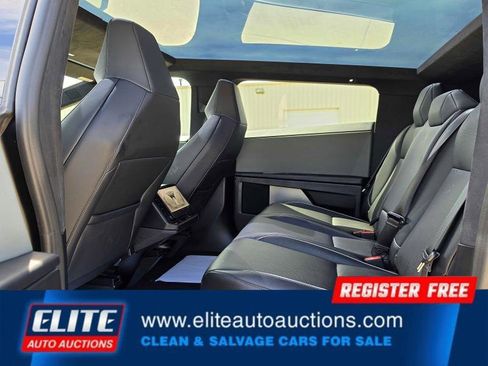 Used 2024 Tesla Cybertruck AWD Crew Cab image 25