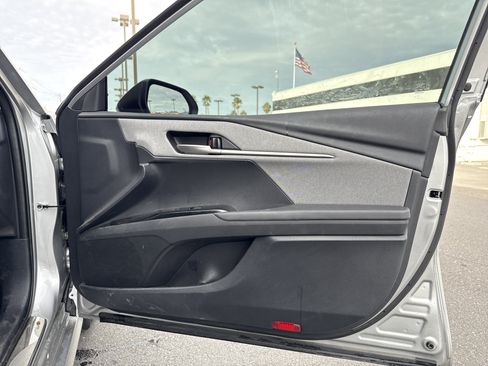 Used 2025 Toyota Camry LE image 30