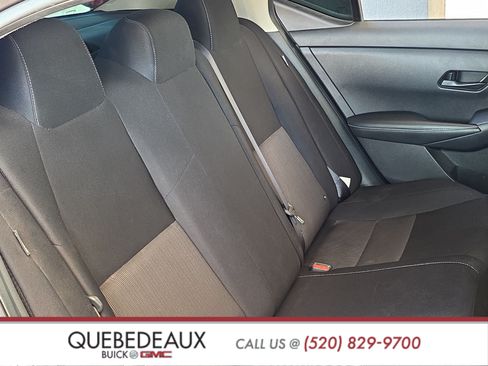 Used 2024 Nissan Sentra SV FWD image 25