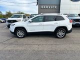 Used 2017 Jeep Cherokee Limited image 2