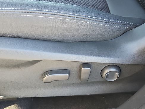 Used 2023 Subaru Forester Premium image 17